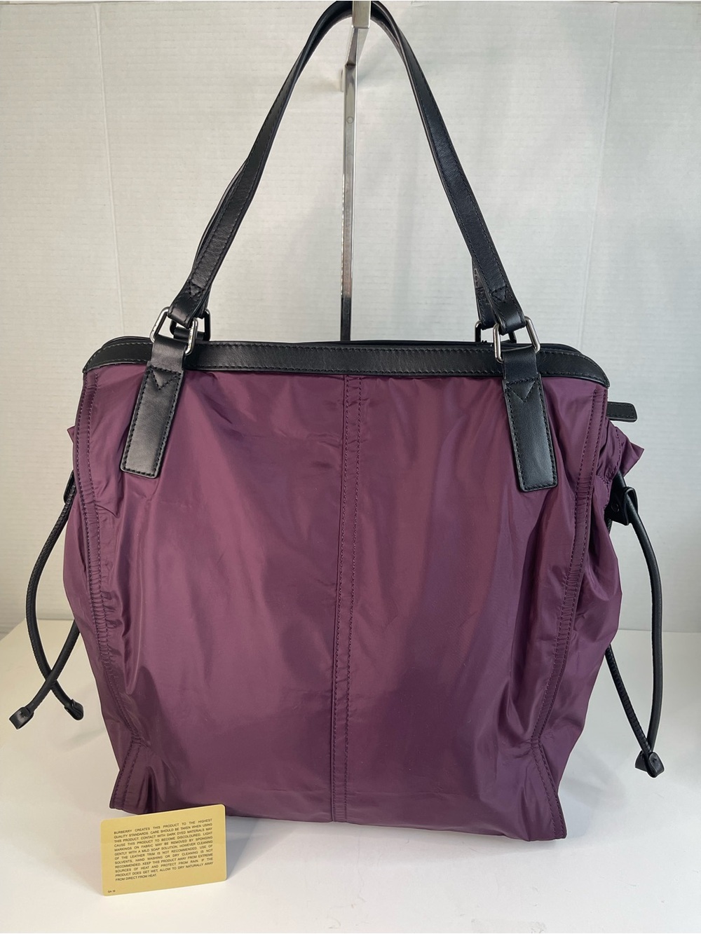 Burberry Buckleigh purple nylon tote bag - Picture 3 of 16